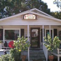 Photo of Taylor Package Shop Photo of Taylor Package Shop
